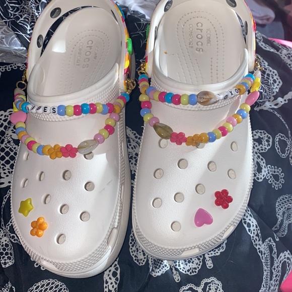 size 9 festival crocs - Picture 1 of 3